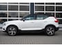Volvo XC40 1.5 T5 Twin Engine R-Design | Glazen Schuifdak | Elektrische Stoelen met Geheugen | Harman/Kardon Audio | Stoel & Stuurverwarming | Keyless Entry | Bocht verlichting | Koplamp Reiniging |