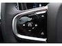 Volvo V60 T6 350PK Automaat Plug-in hybrid AWD Plus Dark / Navigatie / 360 Camera / Harman Kardon / Stuur & Stoelverwarming / LM Velgen / Trekhaak