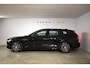 Volvo V60 T6 350PK Automaat Plug-in hybrid AWD Plus Dark / Navigatie / 360 Camera / Harman Kardon / Stuur & Stoelverwarming / LM Velgen / Trekhaak