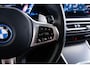 BMW 3-Serie Touring 330e xDrive M Sport Pro - Panoramadak - Parking/Driving Assistant - Hifi - Comfort Access - Elektrisch verwarmde/verstelbare stoelen - Active Cruise Control - Getinte Ruiten - Zonneschermen -