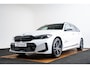 BMW 3-Serie Touring 330e xDrive M Sport Pro - Panoramadak - Parking/Driving Assistant - Hifi - Comfort Access - Elektrisch verwarmde/verstelbare stoelen - Active Cruise Control - Getinte Ruiten - Zonneschermen -