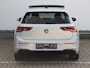 Volkswagen Golf 1.5 eTSI R-Line Edition | Panoramadak | Camera | Stoel- en Stuurverwarming | Carplay & Android Auto | Clima 3-zone |