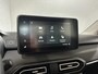Dacia Sandero 90PK TCe Expression | Navi | Airco | Parkeersensoren | Cruise Control | Apple CarPlay/Android Auto | Licht & Regen Sensor | Full LED | Armsteun |