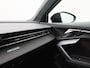 Audi A3 Sportback 40 TFSI e 204 Pk Automaat S-Line | LED | Camera | Carplay | Stoel Verwarming | Navigatiesysteem | Sensoren | Elektrische Stoelen | 18 Inch | 9.557 Km!!