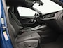 Audi A3 Sportback 40 TFSI e 204 Pk Automaat S-Line | LED | Camera | Carplay | Stoel Verwarming | Navigatiesysteem | Sensoren | Elektrische Stoelen | 18 Inch | 9.557 Km!!