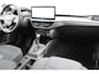 Ford Focus Wagon 1.0-155pk EcoBoost Mild-Hybrid Active AUTOMAAT ! Trekgewicht 1.500kg ! Slechts 6.600km ! Ruim €. 9.000,- beneden de nieuwprijs ! Volautm. airco dual, navigatie, telefoonvoorb., adaptive cruise control, LED verlichting, metallic lak, camera, front-, lane- en side assist, LM wielen, Isofix etc.