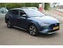 Ford Focus Wagon 1.0-155pk EcoBoost Mild-Hybrid Active AUTOMAAT ! Trekgewicht 1.500kg ! Slechts 6.600km ! Ruim €. 9.000,- beneden de nieuwprijs ! Volautm. airco dual, navigatie, telefoonvoorb., adaptive cruise control, LED verlichting, metallic lak, camera, front-, lane- en side assist, LM wielen, Isofix etc.