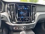 Volvo V60 T6 Plug-in hybrid AWD Plus Dark | 360 Camera | Harman/Kardon | Trekhaak |