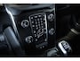 Volvo V40 T2 Momentum | Stoelverwarming | Parkeercamera | Climate Control | High Performance Audio | Parkeersensoren voor + achter | Navigatie | Dealer onderhouden | 17'' Lichtmetalen velgen