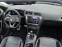 Volkswagen Tiguan 1.5 TSI R-Line Business+ | Leder | Panoramadak | Trekhaak | LED Matrix | Stoel- en Stuurverwarming | Navigatie | Dodehoekdetectie | Travel Assist | Keyless |