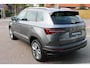 Skoda Karoq 1.5 TSI ACT 150pk Style DSG Automaat / Leder / LED IQ Matrix / LM 18 inch / Navigatie / Trekhaak wegkl / Keyless