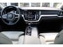 Volvo V60 Cross Country D4 Automaat AWD Intro Edition | Trekhaak | Blis| Schuif/kanteldak | 360 Camera | Head-Up