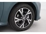 Toyota Yaris 1.5 Hybrid 115 Dynamic | Navigatie | Dodehoek detectie | Parkeersensoren voor/achter | Stoel-/stuurverwarming | Adaptive Cruise | Clima | Keyless | Camera | 16 inch
