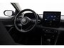 Toyota Yaris 1.5 Hybrid 115 Dynamic | Navigatie | Dodehoek detectie | Parkeersensoren voor/achter | Stoel-/stuurverwarming | Adaptive Cruise | Clima | Keyless | Camera | 16 inch