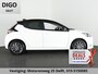Toyota Yaris 1.5 HYBRID AUTOMAAT BLACK & WHITE GARANTIE 8-2033 NAVIGATIE.CLIMA.CRUISE