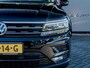 Volkswagen Tiguan 1.5 TSI ACT Highline | Schuif/ Kantel Panoramadak | LED Koplampen | Adaptieve Cruise Control | Stoelverwarming | Virtual Cockpit | Climate Control | Apple Carplay | Android Auto | Metallic Lak | Privacy Glas | All Season |