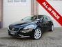 Volvo V40 1.6 T4 Momentum Automaat/N.a.p./Dealer onderhouden