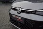Volkswagen Passat 2.0 TDI DSG R-Line Black st. 150pk/ Panodak/ Head-up/ Trekhaak wegkl./ Camera /Navi