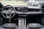 Volkswagen Passat 2.0 TDI DSG R-Line Black st. 150pk/ Panodak/ Head-up/ Trekhaak wegkl./ Camera /Navi
