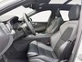 Volvo XC60 2.0 T6 Plug-in hybrid AWD Plus Dark | Luchtvering | Harman/Kardon Audio | Extra getint glas | Sportstoelen |