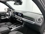 Mercedes-Benz EQB EQB 250 AMG Line | Advanced Pakket | LED | Sfeerverlichting | Stoelverwarming | Camera | Parktronic | Dodehoekassistent | Spiegelpakket | Zitcomfortpakket | Licht en Zichtpakket