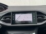 Peugeot 308 SW 1.2 PureTech GT Line AUT 130PK | Achteruitrijcamera | Sport Stoelen & Stuur | Navi | Climate Control | Parkeersensor Rondom | Apple Carplay/Android Auto | 17" LM | LED