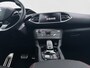 Peugeot 308 SW 1.2 PureTech GT Line AUT 130PK | Achteruitrijcamera | Sport Stoelen & Stuur | Navi | Climate Control | Parkeersensor Rondom | Apple Carplay/Android Auto | 17" LM | LED