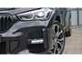 BMW X1 xDrive25e 220pk M-Sport *Facelift* Leder Pano-dak Head-up 19inch LM Afn.Trekhaak LED DAB Groot Navi 82201km!