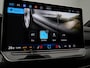 Volkswagen Golf 1.5 eTSI 150 pk DSG R-Line Edition | Panoramadak  | Head-up display | Stoel-/stuurverwarming | IQ Light | Achteruitrijcamera | Sportstoelen | 18 inch