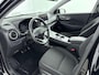 Hyundai Kona Electric EV Fashion 64 kWh | Soh 96,2%| Warmtepomp | Head up | Clima | Camera |