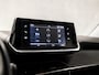 Peugeot 2008 1.2 PureTech Sport (VIRTUAL COCKPIT, APPLE CARPLAY, 360 CAMERA, GETINT GLAS, LEDER, SPORTSTOELEN, CRUISE, LANE ASSIST, NIEUWSTAAT)