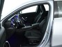 Mercedes-Benz A-klasse 250 e Star Edition AMG Line AMG Line | Sfeerverlichting  |Achteruitrijcamera |  Smartphone-integratie | Inclusief 24 maanden MB Certified garantie voor Europa.