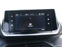 Peugeot 2008 1.2 100 PK Allure | AppleCarPlay/AndroidAuto | Cruise Control | Climate Control | 17''LMV | LED | Keyless | Parkeersenoren |