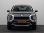 Mitsubishi Outlander 2.4 PHEV First Edition | HUD | Elektrisch bedienbare achterklep | Stoel- en stuurverwarming |