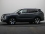 Mitsubishi Outlander 2.4 PHEV First Edition | HUD | Elektrisch bedienbare achterklep | Stoel- en stuurverwarming |
