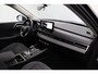 Mitsubishi Outlander 2.4 PHEV First Edition | HUD | Elektrisch bedienbare achterklep | Stoel- en stuurverwarming |