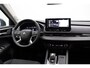 Mitsubishi Outlander 2.4 PHEV First Edition | HUD | Elektrisch bedienbare achterklep | Stoel- en stuurverwarming |