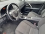 Toyota Avensis 1.8 VVTi Aspiration | Clima | Cruise control | LM Velgen | Trekhaak | RIJKLAARPRIJS INCL 12 MAANDEN GARANTIE EN BEURT