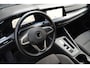 Volkswagen Golf 1.5 eTSI Style AUT Trekhaak, Achteruitrijcamera, Navigatie, ACC, Dodehoek detectie