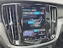 Volvo S60 2.0 Recharge T8 AWD Ultimate Dark | Head-up display | Gelamineerde zijruiten | 360 graden camera | Stoelverwarming |