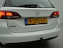 Opel Astra Sports Tourer 1.2 turbo Business Elegance | Vaste trekhaak 13 polig | Apple Carplay | Achteruitrij Camera | Wifi | Parkeersensoren voor en achter |