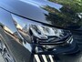 Peugeot 208 Hybrid 110 PK Allure Automaat € 5.000,- DEMO VOORDEEL !| Hybride Elektrisch rijden met Automaat | Dodehoek detectie | Navigatie | Parkeercamera 360 graden | LED Verlichting | Apple Carplay/Android Auto | Lichtmetalen Velgen | Cruise & Climate Control |