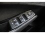 Renault Austral 1.2 E-Tech full hybrid 200 techno esprit Alpine Hybride | Automaat | Navigatie | Camera | Climate Controle | Adaptieve Cruise Control | Radio-DAB-USB | Stoelverwarming | Elektrische verstelbare voorstoelen | LED-Koplampen | LM-velgen | Parkeersensoren