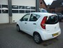 Opel Agila 1.0 Selection 5deurs hoge instap .leuke auto