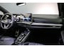 Volkswagen Golf R-Line Edition 1.5 eTSI 150pk DSG Automaat Panoramadak, Harman Kardon audio, Adaptive cruise control, LED matrix koplampen, Navigatie