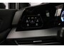Volkswagen Golf R-Line Edition 1.5 eTSI 150pk DSG Automaat Panoramadak, Harman Kardon audio, Adaptive cruise control, LED matrix koplampen, Navigatie