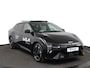 Kia EV4 Fastback GT-PlusLine 81.4 kWh - Stoelverwarming/ventilatie - Glazen Schuif-/kanteldak - Elektrisch verstelbare voorstoelen - Dodehoekcamera - Head-up display  - Fabrieksgarantie tot 09-2032