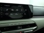 Kia EV4 Fastback GT-PlusLine 81.4 kWh - Stoelverwarming/ventilatie - Glazen Schuif-/kanteldak - Elektrisch verstelbare voorstoelen - Dodehoekcamera - Head-up display  - Fabrieksgarantie tot 09-2032