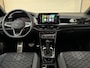 Volkswagen T-Roc 1.5 TSI 150pk DSG 3x R-Line BlackStyle Nieuw Model Panoramadak VirtualCockpit ACC Sportstoelen IQ-Light Ambientlight Keyless Camera Pdc