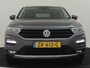 Volkswagen T-Roc 1.0 TSI Style Business 116pk | Apple Carplay Android Auto | Cruise control adaptief | Navigatie Full Map | 16"LMV